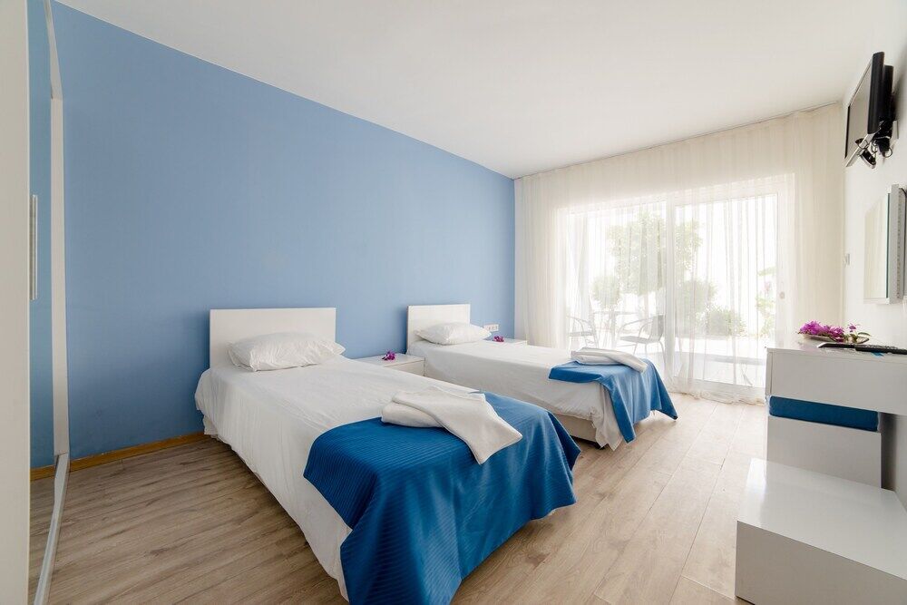 Fiko Hotel 골터크부쿠 외부 사진